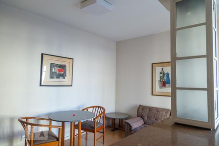 Sala/Cozinha de apartamento para alugar com 1 quarto, 40m² em Funcionários, Belo Horizonte