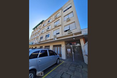 FACHADA de apartamento para alugar com 2 quartos, 70m² em Navegantes, Porto Alegre