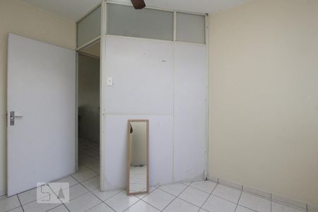 SALA de apartamento para alugar com 2 quartos, 70m² em Navegantes, Porto Alegre