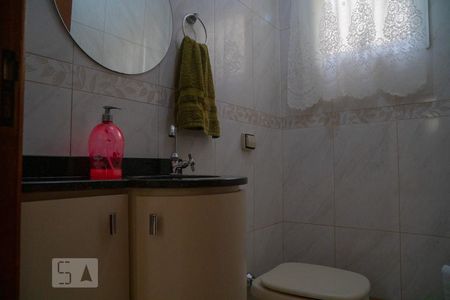Lavabo de casa à venda com 4 quartos, 247m² em Parque Jaçatuba, Santo André