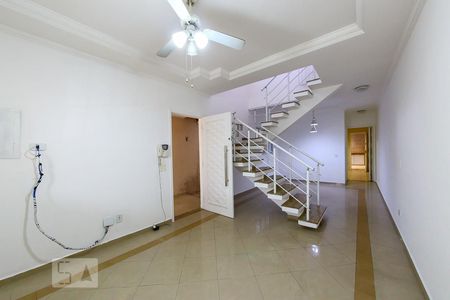 Sala de casa para alugar com 3 quartos, 125m² em Jardim Bom Clima, Guarulhos
