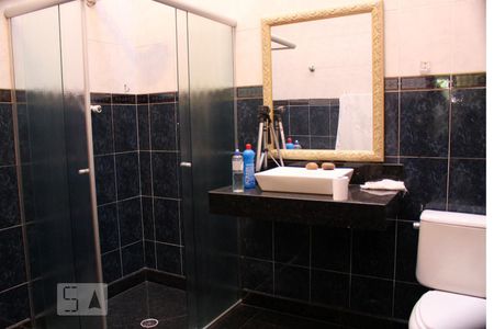 Banheiro da Suíte de casa à venda com 3 quartos, 220m² em Sítio da Figueira, São Paulo