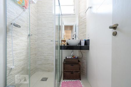 Banheiro  de apartamento à venda com 2 quartos, 71m² em Alto Caiçaras, Belo Horizonte