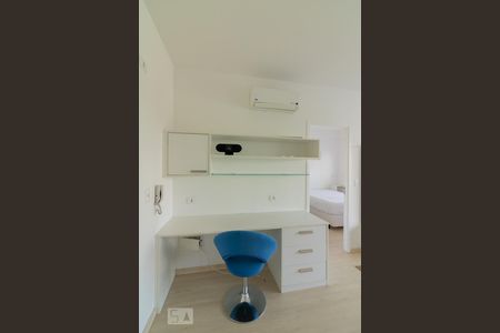 Sala de apartamento para alugar com 1 quarto, 43m² em Vila Olímpia, São Paulo