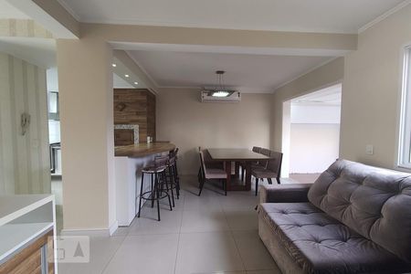 Sala de casa de condomínio à venda com 3 quartos, 154m² em Estância Velha, Canoas