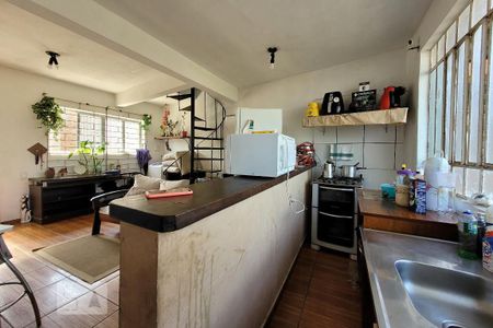 Cozinha de casa à venda com 5 quartos, 90m² em Vila Ipiranga, Porto Alegre