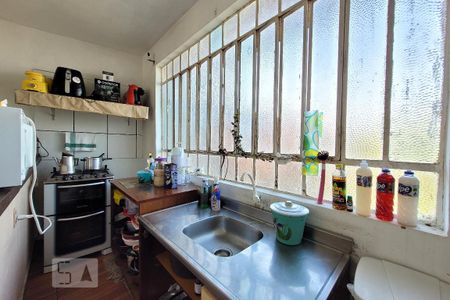 Cozinha de casa à venda com 5 quartos, 90m² em Vila Ipiranga, Porto Alegre