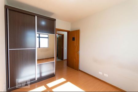 Quarto de apartamento para alugar com 1 quarto, 44m² em Centro, Curitiba