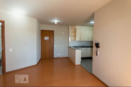 Sala de apartamento para alugar com 1 quarto, 44m² em Centro, Curitiba