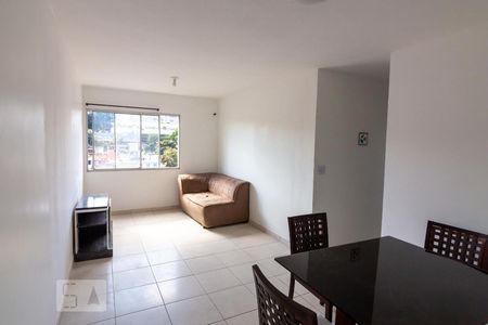 Sala de apartamento para alugar com 3 quartos, 67m² em Vila Butantã, São Paulo