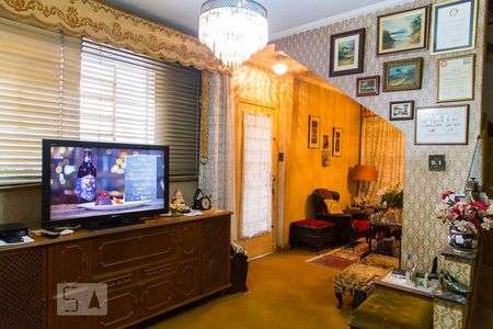 Sala de TV de casa à venda com 3 quartos, 140m² em Vila Cordeiro, São Paulo