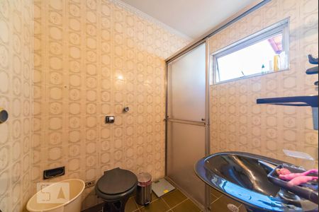 Banheiro  de casa à venda com 3 quartos, 217m² em Vila Floresta, Santo André