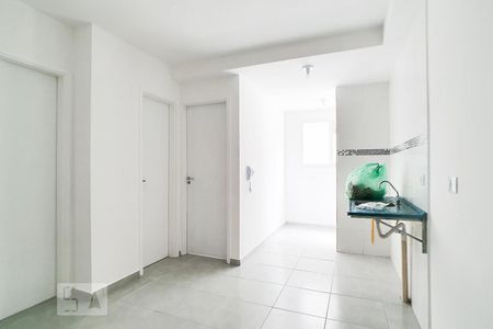 Sala de apartamento para alugar com 2 quartos, 44m² em Parque Císper, São Paulo