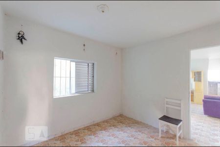 Quarto 1 de casa para alugar com 1 quarto, 50m² em Vila Santista, São Paulo