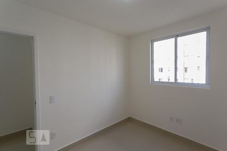 Quarto 1 de apartamento para alugar com 2 quartos, 76m² em Planalto, Belo Horizonte