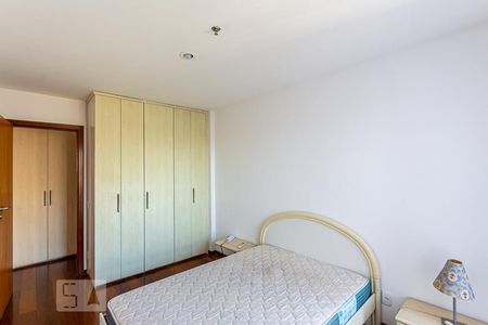 Quarto 1 de apartamento para alugar com 1 quarto, 45m² em Boa Viagem, Niterói