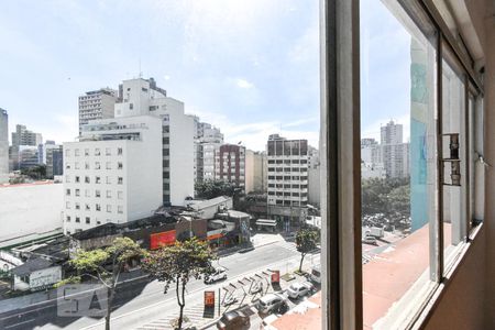 Sala - Vista de apartamento à venda com 1 quarto, 60m² em Consolação, São Paulo