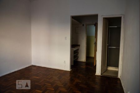 Sala/Quarto de kitnet/studio à venda com 1 quarto, 20m² em Leme, Rio de Janeiro