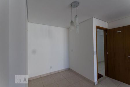 Sala de apartamento para alugar com 3 quartos, 75m² em Jardim Goiás, Goiânia