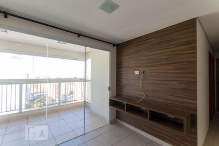 Sala de apartamento para alugar com 3 quartos, 75m² em Jardim Goiás, Goiânia