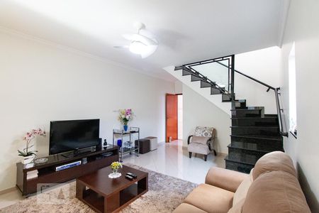 Sala de casa à venda com 3 quartos, 210m² em Cidade Patriarca, São Paulo