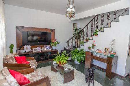 Sala de casa para alugar com 4 quartos, 350m² em Pechincha, Rio de Janeiro