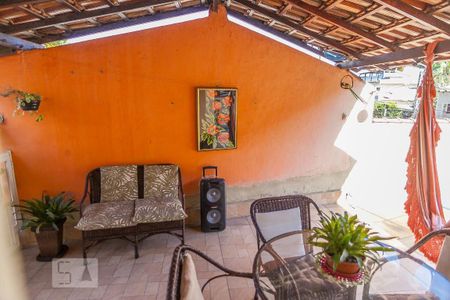 Vista do Quarto 1 de casa para alugar com 4 quartos, 350m² em Pechincha, Rio de Janeiro