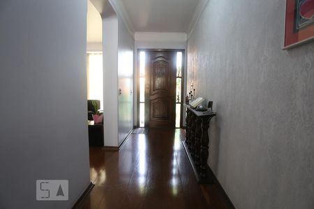 Corredor de casa à venda com 3 quartos, 202m² em Vila Osasco, Osasco