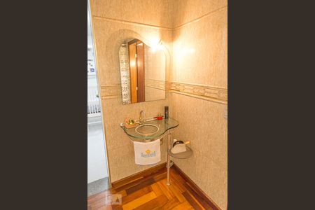 Lavabo de casa à venda com 4 quartos, 315m² em Chácara Santo Antônio (zona Leste), São Paulo