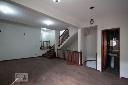 Sala de casa à venda com 3 quartos, 600m² em Vila Campesina, Osasco