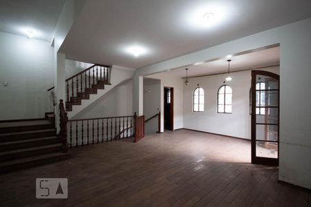 Sala de casa à venda com 3 quartos, 600m² em Vila Campesina, Osasco