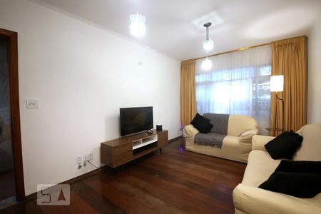 Sala de casa à venda com 3 quartos, 173m² em Cupecê, São Paulo