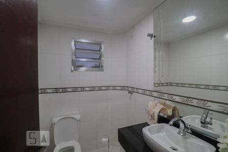 Lavabo de casa para alugar com 3 quartos, 210m² em Parque Continental Ii, Guarulhos