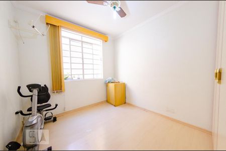 Quarto 1 de casa para alugar com 3 quartos, 230m² em Caiçaras, Belo Horizonte