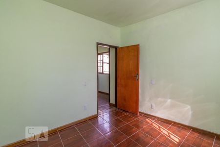 Quarto 1 de casa para alugar com 2 quartos, 50m² em Jardim America, Rio de Janeiro
