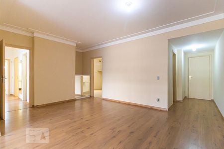 Sala de apartamento à venda com 3 quartos, 180m² em Centro, Campinas
