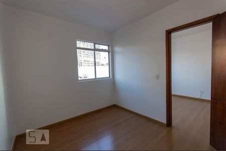 Quarto de apartamento para alugar com 1 quarto, 38m² em Centro, Curitiba