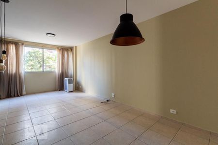 Sala de apartamento para alugar com 2 quartos, 75m² em Indianópolis, São Paulo