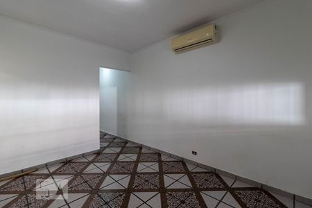 Sala  de casa para alugar com 3 quartos, 150m² em Vila Carolina, São Paulo