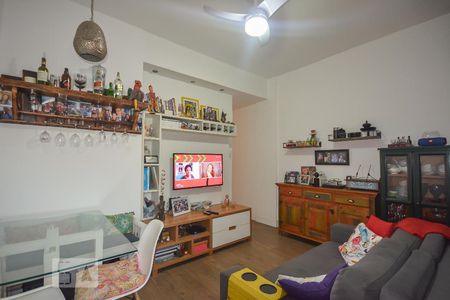 Apartamento à venda com 42m², 1 quarto e sem vagaSala