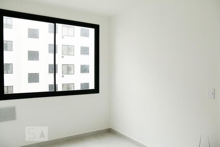 Sala de apartamento para alugar com 2 quartos, 34m² em Jurubatuba, São Paulo