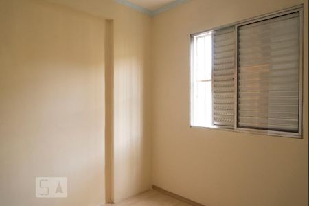 Quarto 1 de apartamento para alugar com 2 quartos, 47m² em Vila Bela, São Paulo