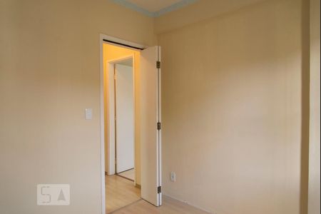 Quarto 1 de apartamento para alugar com 2 quartos, 47m² em Vila Bela, São Paulo