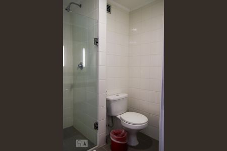 Banheiro de apartamento à venda com 1 quarto, 28m² em Jardim, Santo André