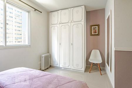 Quarto 1 de apartamento para alugar com 2 quartos, 70m² em Batel, Curitiba