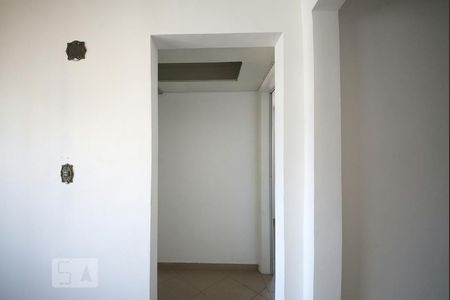 Corredor  de apartamento à venda com 2 quartos, 67m² em Vila São Paulo, São Paulo