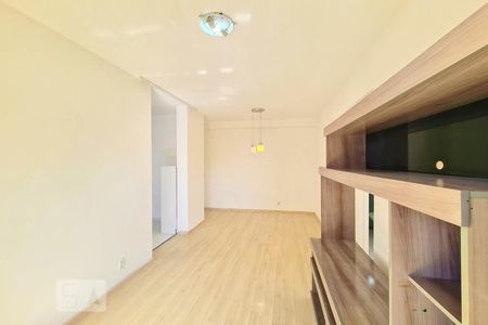 Sala de apartamento à venda com 2 quartos, 52m² em Engenho de Dentro, Rio de Janeiro