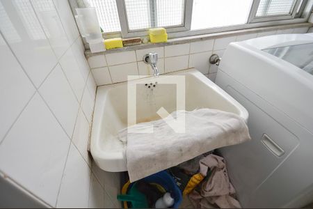 Apartamento à venda com 105m², 3 quartos e 1 vaga Apartamento à venda com 105m², 3 quartos e 1 vagaÁrea de Serviço