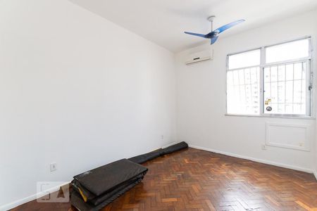 Quarto 1 de apartamento para alugar com 4 quartos, 100m² em Ingá, Niterói