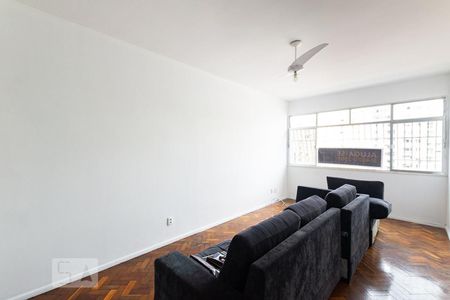 Sala (Plaquinha Quinto Andar) de apartamento para alugar com 4 quartos, 100m² em Ingá, Niterói